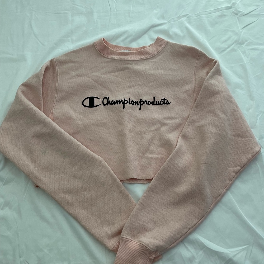 Baby pink Champion vintage crew neck